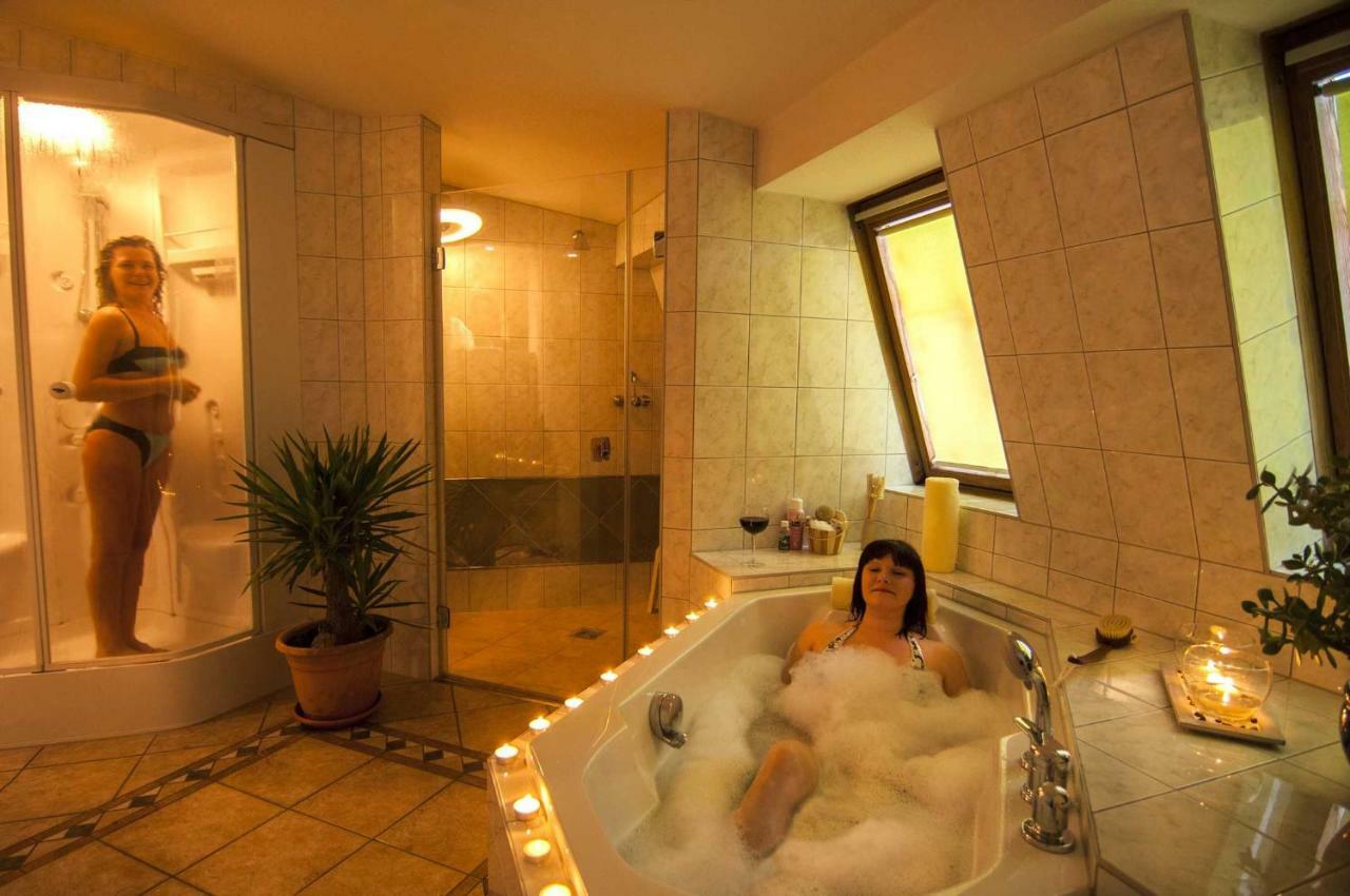 Hotel Zur Post Schönheide Eksteriør bilde